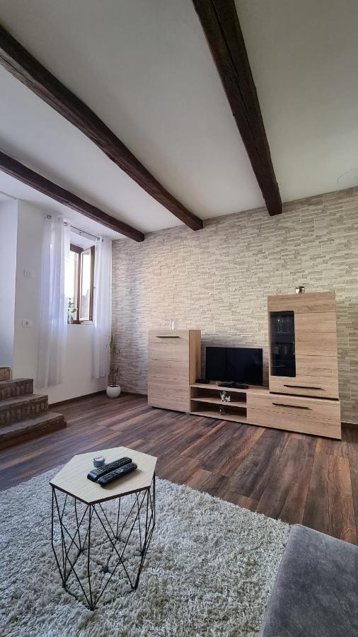 דירות Novigrad Istria Apartman Ivo מראה חיצוני תמונה