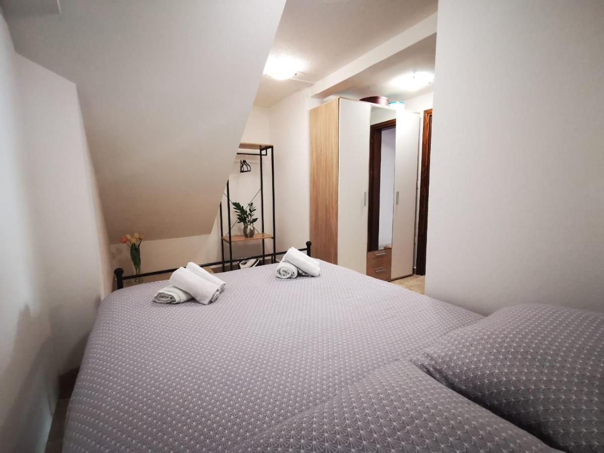 דירות Novigrad Istria Apartman Ivo מראה חיצוני תמונה